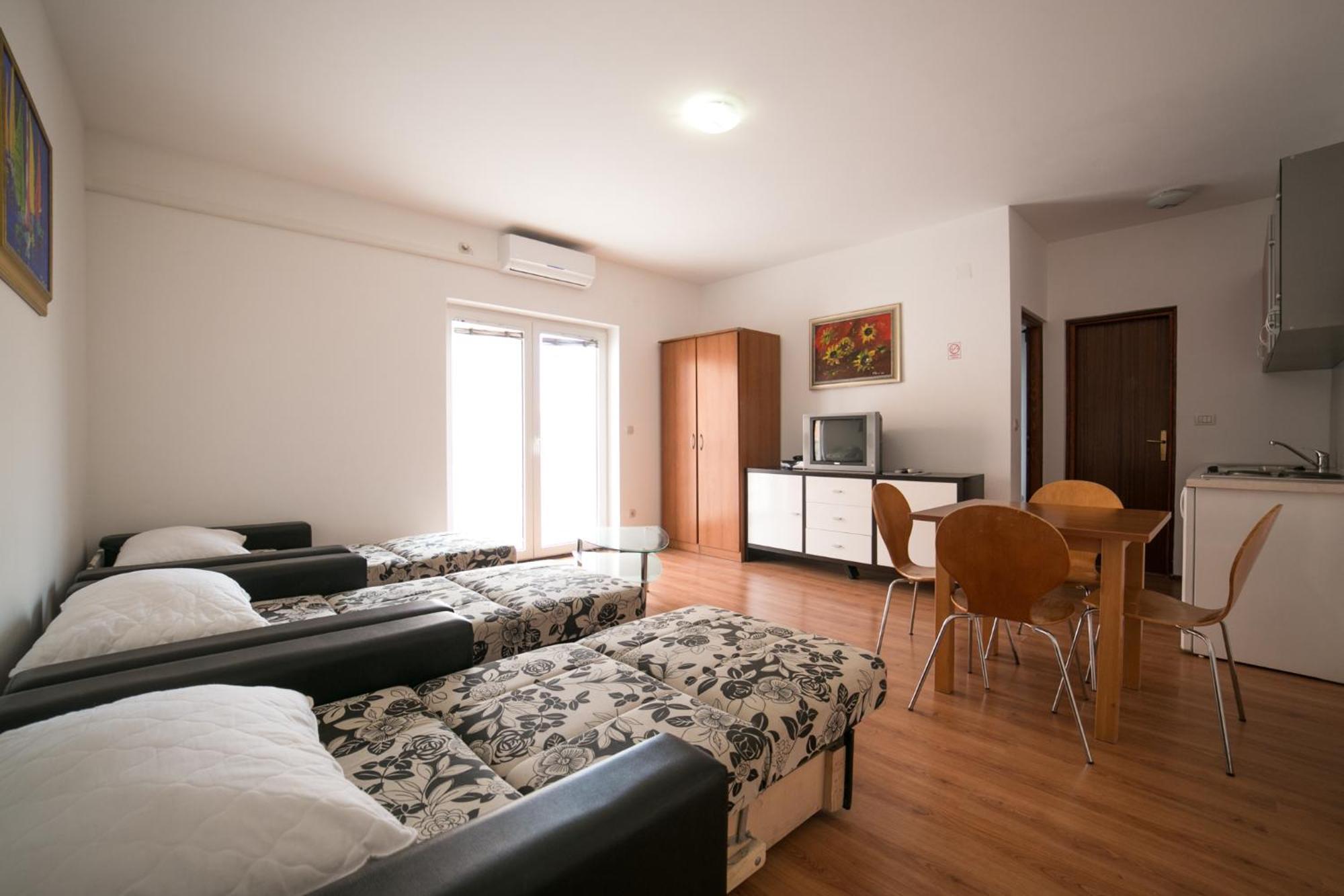 Apartments Peris Resort Novalja Room photo